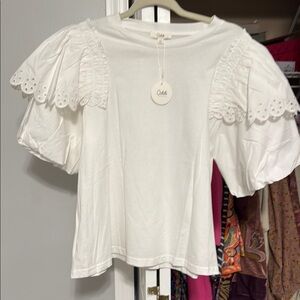 Chic White Puff Sleeve Blouse